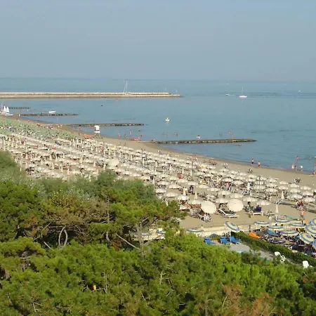 Apartment Lovely Flat With Terrace 350m From The Sea-beahost Caorle