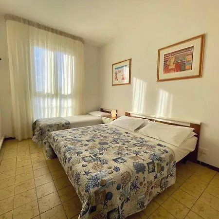 Lovely Flat With Terrace 350m From The Sea-beahost Caorle