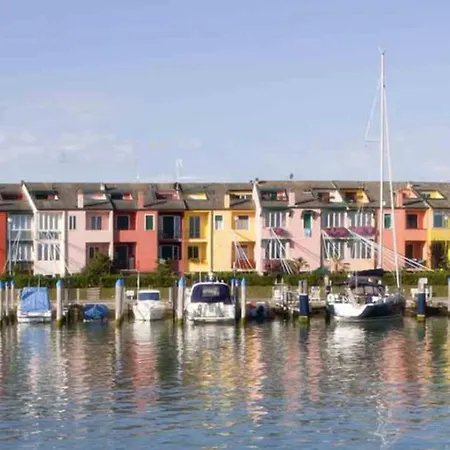 Apartment Lovely Flat With Terrace 350m From The Sea-beahost Caorle