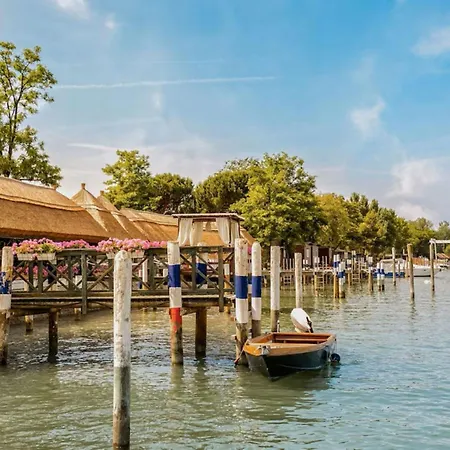 شقة Flat With Balcony 370mt From The Sea كاوْرلي